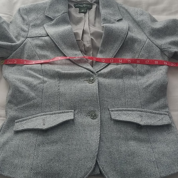 Eddie  Bauer wool blazer  Petite 6 - Picture 10 of 12